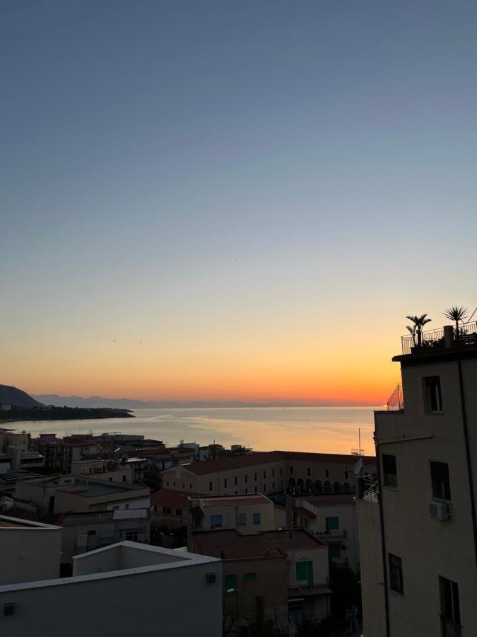 Window On The Sunset Leilighet Cefalù Eksteriør bilde