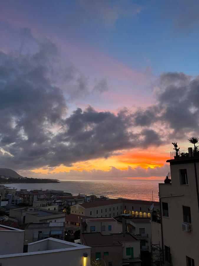 Window On The Sunset Leilighet Cefalù Eksteriør bilde